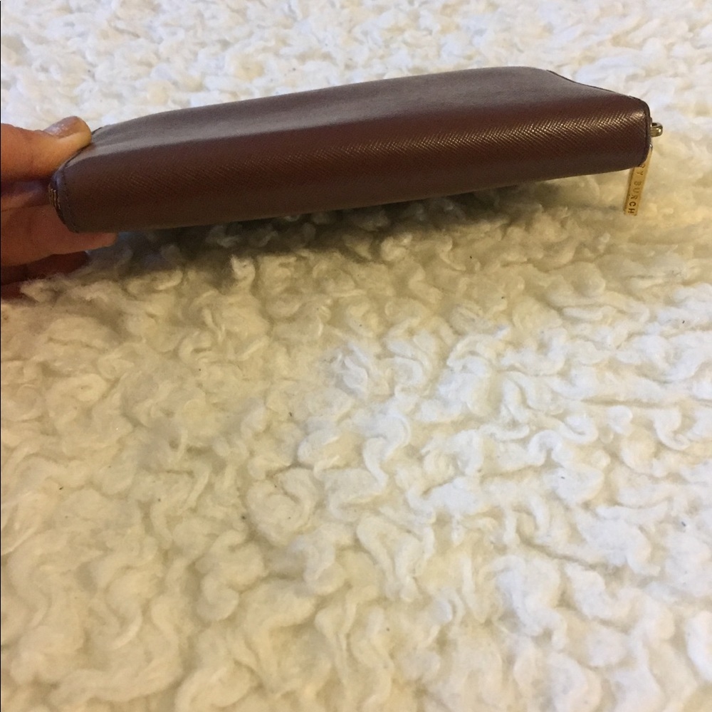 Tory Burch Wallet Robinson Continental Chocolate - Picture 6 of 9